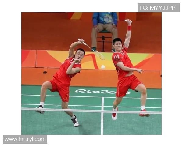 广州羽毛球队速度分析:技术与体能的全面对比探讨 广州羽毛球队速度分析:技术与体能的全面对比探讨