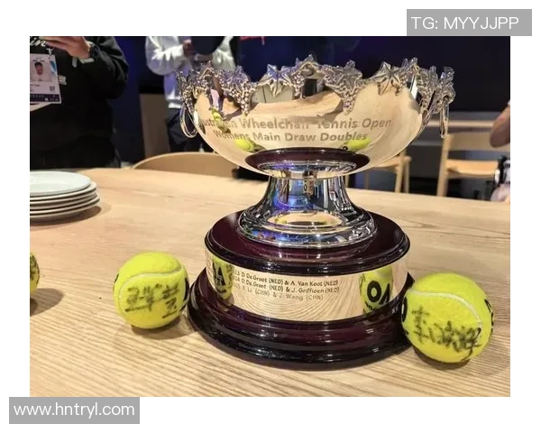 成都网球队在世锦赛中的个人能力展现与战术分析 成都网球队在世锦赛中的个人能力展现与战术分析