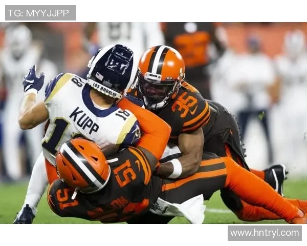 戈压斯与圣保罗激战正酣谁能在这场对决中笑到最后