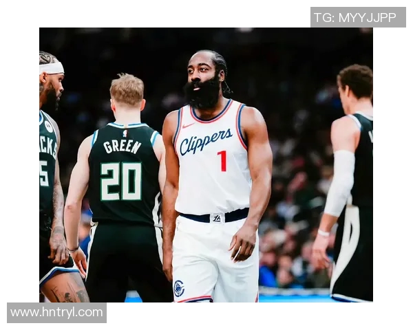 洛杉矶快船与开拓者的激烈对决谁能笑到最后精彩赛况分析