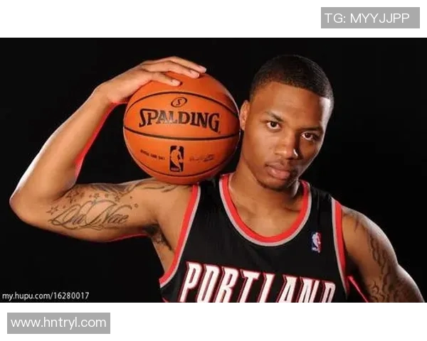 雷霆与小牛激战正酣2月25日精彩对决引发球迷热议