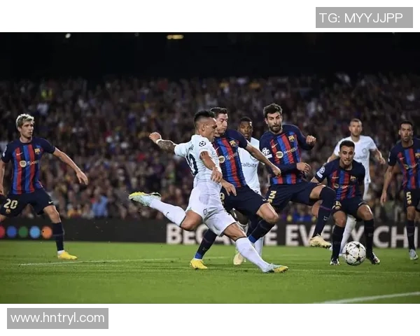 赫拉克与阿贾克斯的激烈对决揭示足球战术的巅峰较量