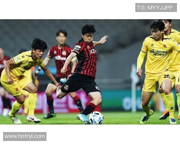 鹿岛鹿角迎战扎幌冈萨精彩对决展现日本足球魅力与实力较量