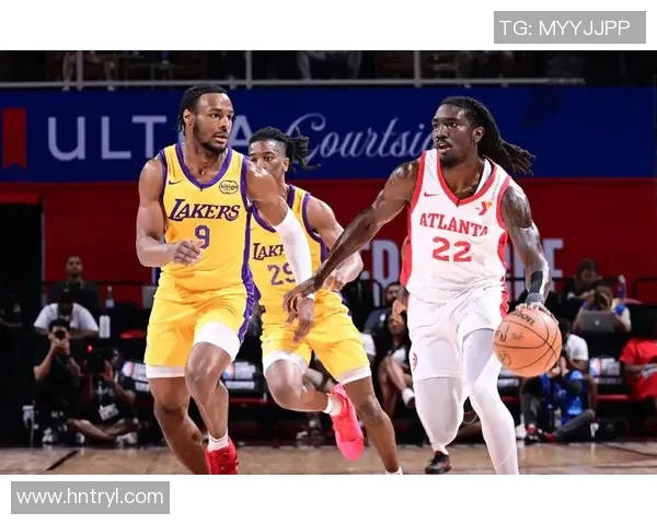 湖人队与老鹰队精彩对决回顾及比赛亮点分析