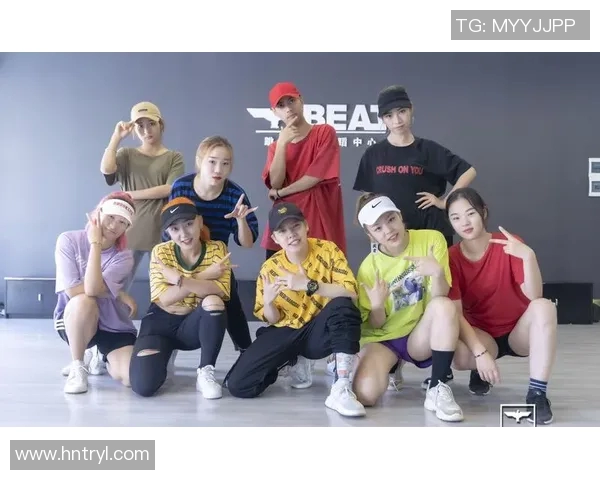 成都街舞队在全国街舞节奏排行榜中荣获第五名展现实力与风采MBA 成都街舞队在全国街舞节奏排行榜中荣获第五名展现实力与风采MBA