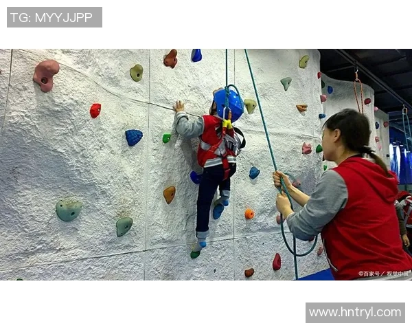 北京攀岩队速度训练揭秘：如何在攀岩中追求极限与突破MBA